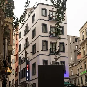 2* Hotel Di Poesia