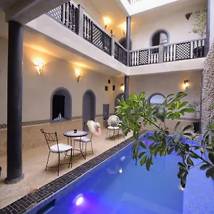 Privatisée Avec Piscine Chauffée, Jacuzzi, Service Hôtelier , Marrakesh Maroc